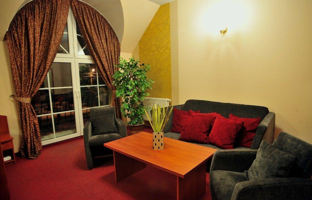 Hotel Zlote Deby Warsaw Exterior photo