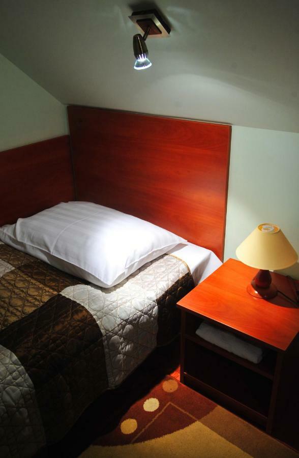 Hotel Zlote Deby Warsaw Exterior photo